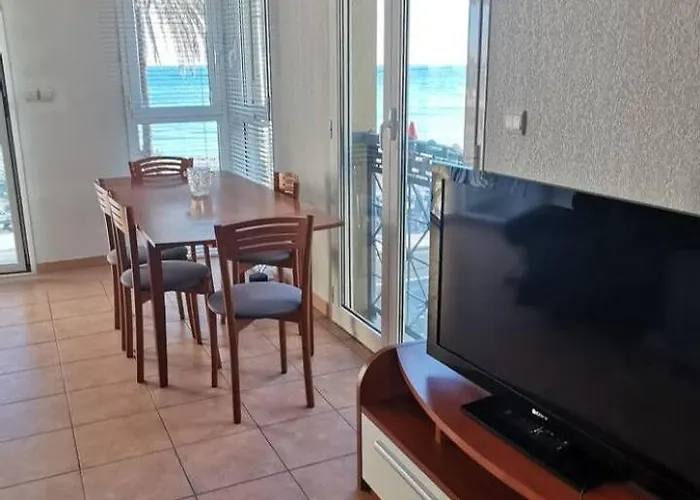 Azzurra Superbe 2p Et Vu Apartment