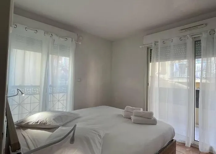 Azzurra Superbe 2p Et Vu *