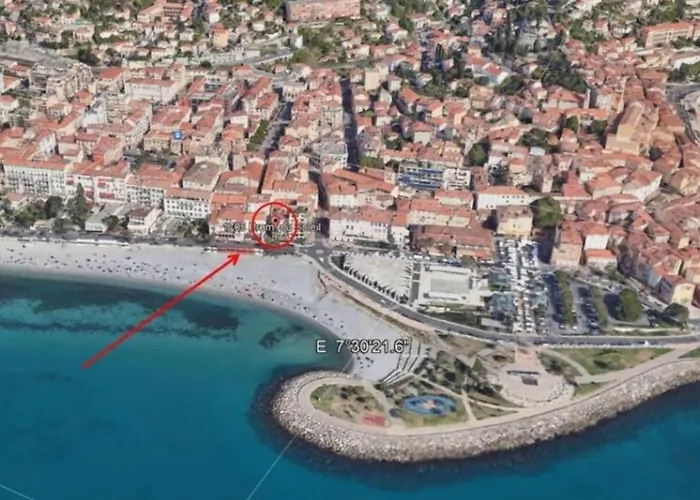 Azzurra Superbe 2p Et Vu Апартаменты *